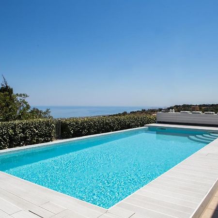 Effies Cozy Villa-Spectacular View And Playground Roussospition Экстерьер фото